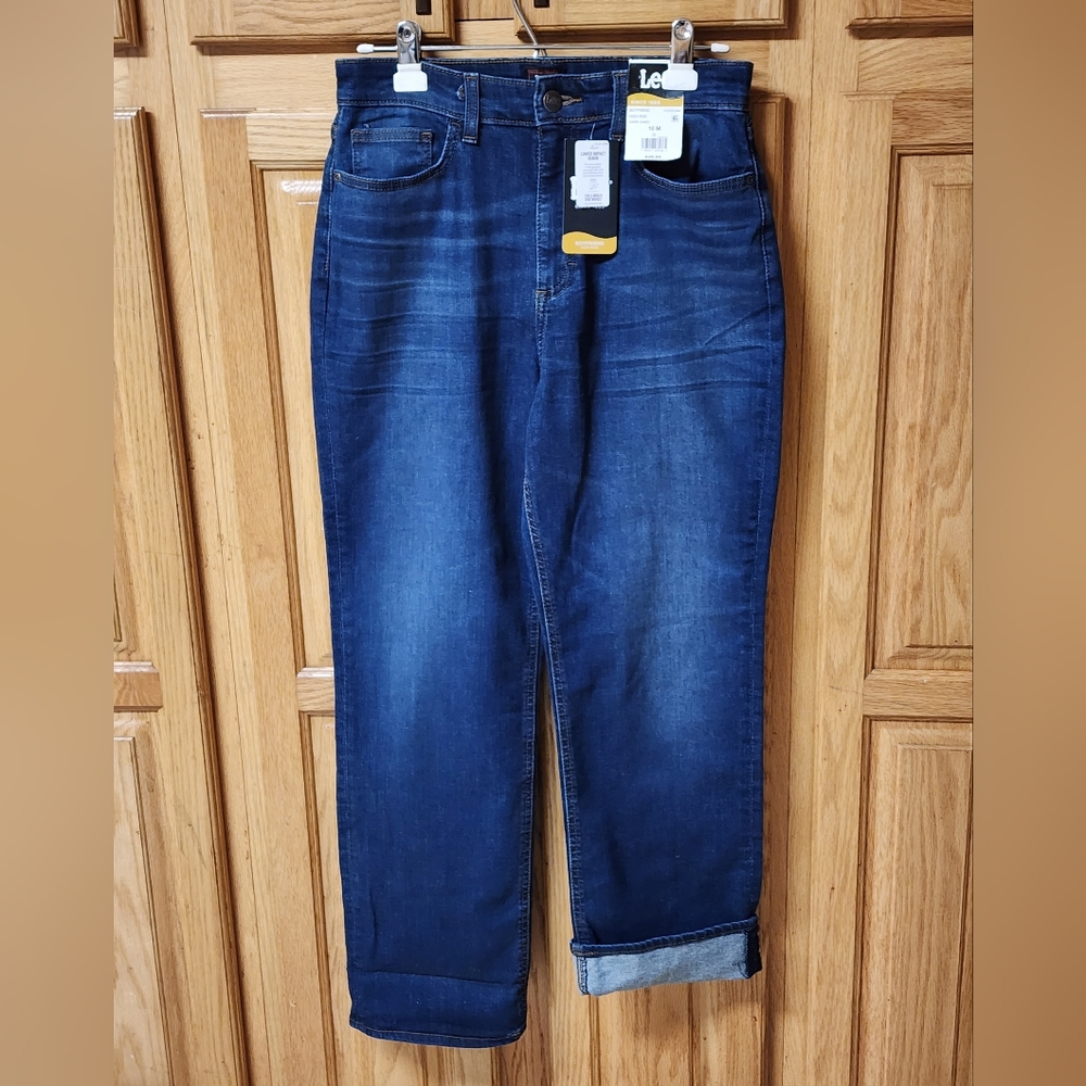 Lee High Rise Boyfriend Jeans. Womens Size 10M